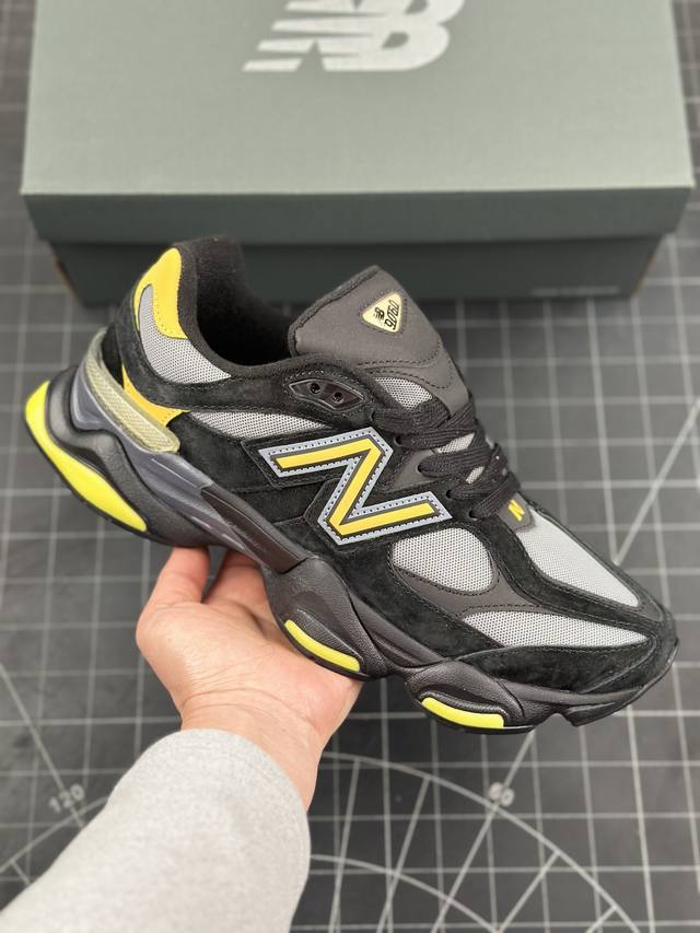 本地 核心私 公司级Joe Freshgoods X New Balance Nb9060 联名款 复古休闲运动慢跑鞋 鞋款灵感源自设计师本人对夏日的怀日回忆。