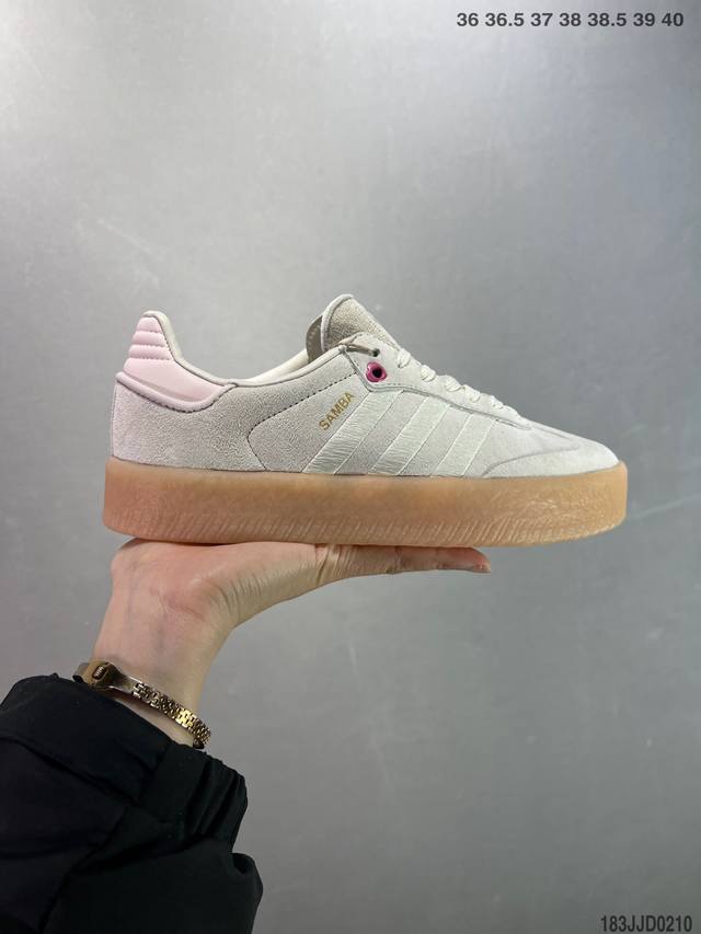 公司级Adidas Samba Xlg 百搭单品 舒适百搭 潮流增高低帮板鞋 全新的设计Samba Xig 加大加厚的鞋型设计 妥妥的时下流行面包鞋 鞋头麂皮加