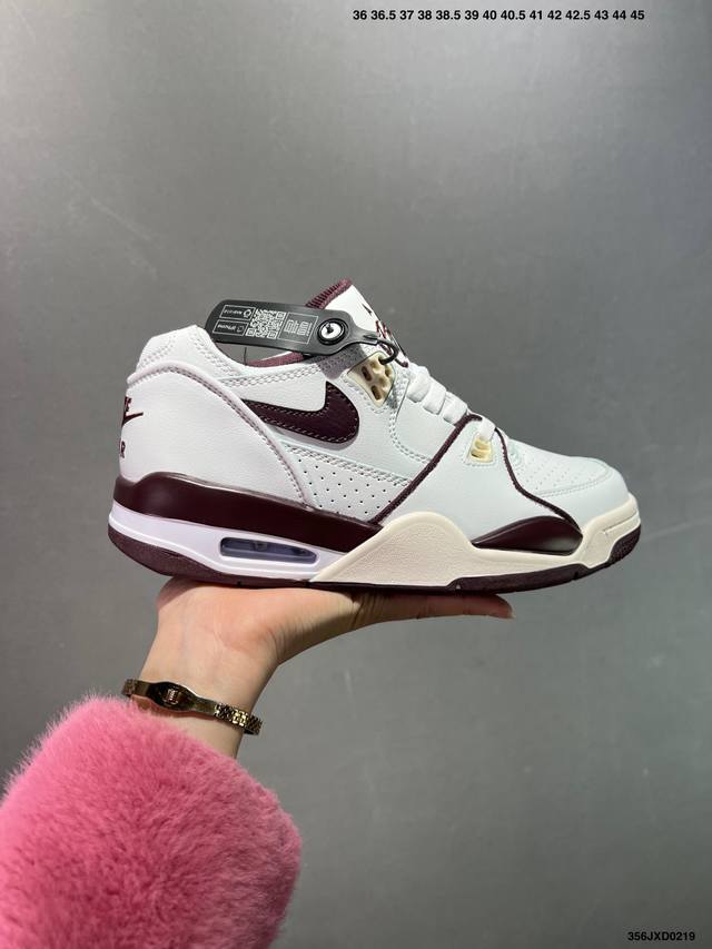 公司级耐克Nike Air Flight 89男子运动鞋 Aj4兄弟款 缓震篮球鞋 重塑80年代后期非凡篮球战靴的经典风范 利落皮革结构搭载卓越缓震系统 重现传