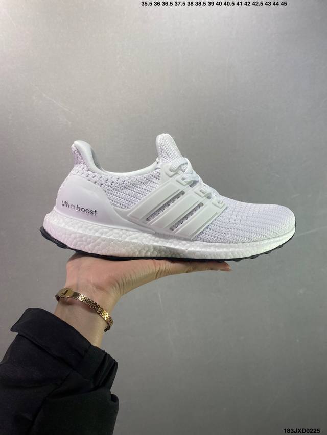 公司级阿迪达斯Adidas Ultraboost Light 耐磨缓震休闲运动跑鞋 采用网材搭配反光皮革鞋面 配上Stretchweb网格外底 提供非凡穿着体验