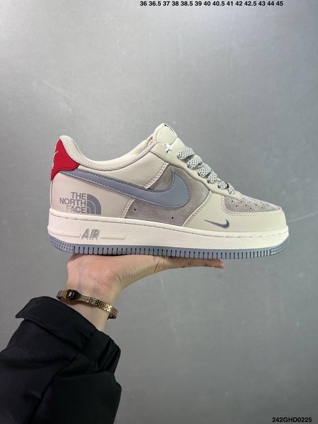 公司级Nike Air Force 1 ‘07 Low 空军一号 低帮 运动鞋 休闲鞋 折边针车 工艺难度大 原楦头原纸板 原装鞋盒 定制五金配件 内置全掌气垫 - 点击图像关闭