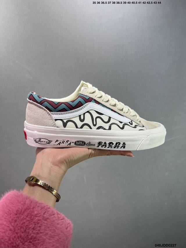 Vans Classics Knu Skool 苏格兰格纹拼接 厚鞋舌面包鞋 Vans联名超火的土豆鞋，复古经典，鞋头放大、包边上移加厚、鞋舌加厚。Vans C