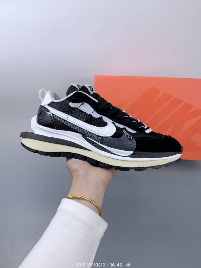 真标耐克Nike Vaporwaffle Sacai 华夫50周年系列华夫复古休闲运动慢跑鞋 后跟Tpu独家4块滑块模具 夏季热门款 网面透气休闲跑步鞋 Siz