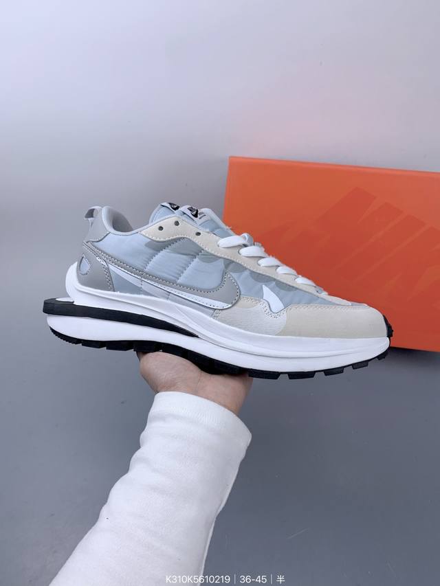 真标耐克Nike Vaporwaffle Sacai 华夫50周年系列华夫复古休闲运动慢跑鞋 后跟Tpu独家4块滑块模具 夏季热门款 网面透气休闲跑步鞋 Siz