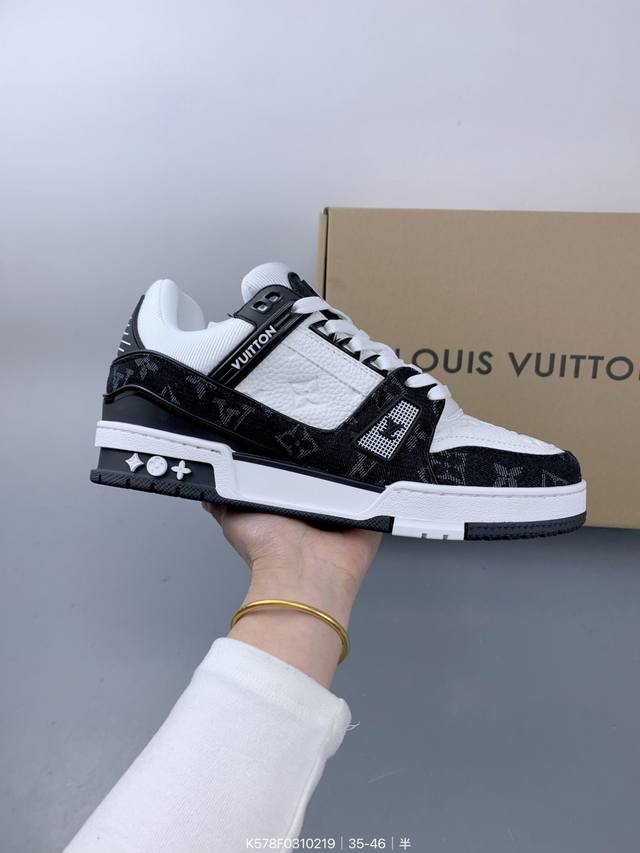 公司级路易威登 Louis Vuitton Lv路易威登板鞋 新款 Lv Trainer最新配色运动鞋 L家 篮球鞋风格运动鞋 该鞋由艺术总监 Virgil A