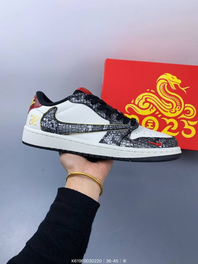 高端定制Nike Sb Dunk Low 蛇年限定 蛇鳞纹黑白高端定制 中国结低帮休闲板鞋 定制鞋盒 大厂纯原品质出货 超高清洁度 皮料切割干净无任何毛边 细节