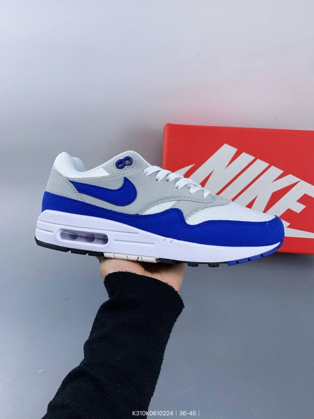 公司级耐克Nike Air Max 1 经典复古小气垫缓震跑鞋 鞋面由皮和革织物打造，犀利的条线打造出酷劲十的足视觉效果 网布鞋增面强透气性，穿着为极舒适 经可