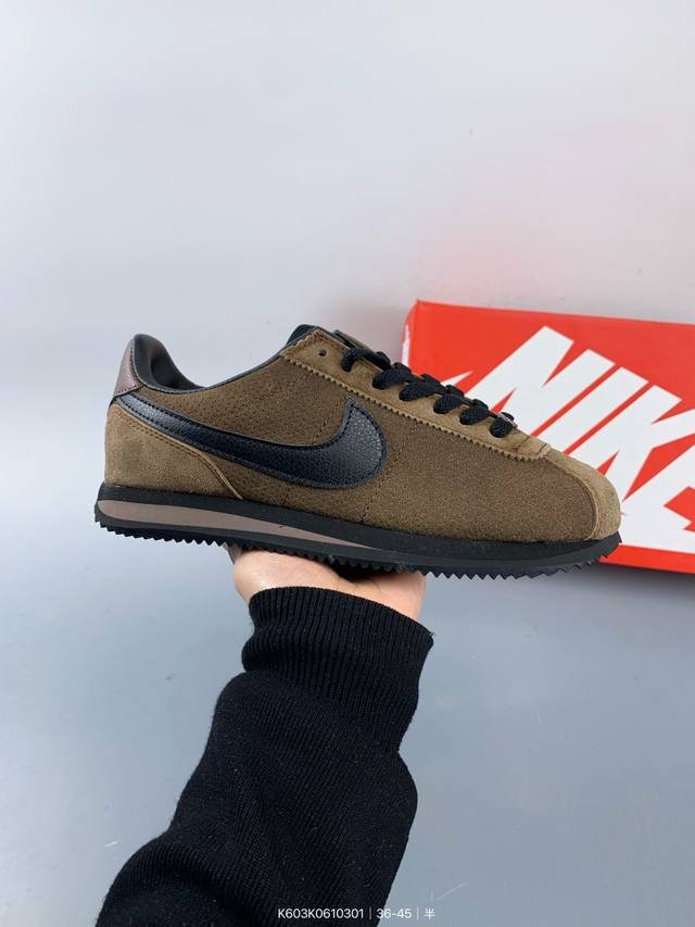 Nike Classic Cortez 阿甘系列 全新批次 市场独家供应 原盒原标 赋予脚踝灵活舒适感受缓震内底结合全掌型泡棉鞋底 营造舒适脚感人字型抓地底纹有