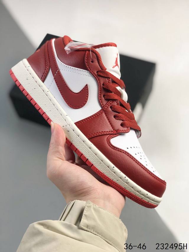 乔丹Air Jordan 1 Low Aj1 Wh 乔1 低帮复古文化休闲运动篮球鞋。凭借出色的性能和吸睛的外观， Air Jordan直是风球场和街头的时尚标