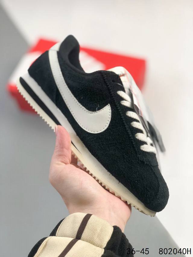 真标带半码！ 耐克阿甘鞋 Nike Classic Cortez Nylon 完美楦型 Eva轻量缓震材质 采用最新改良独立三层模具版本 采用二次发泡Eva轻量