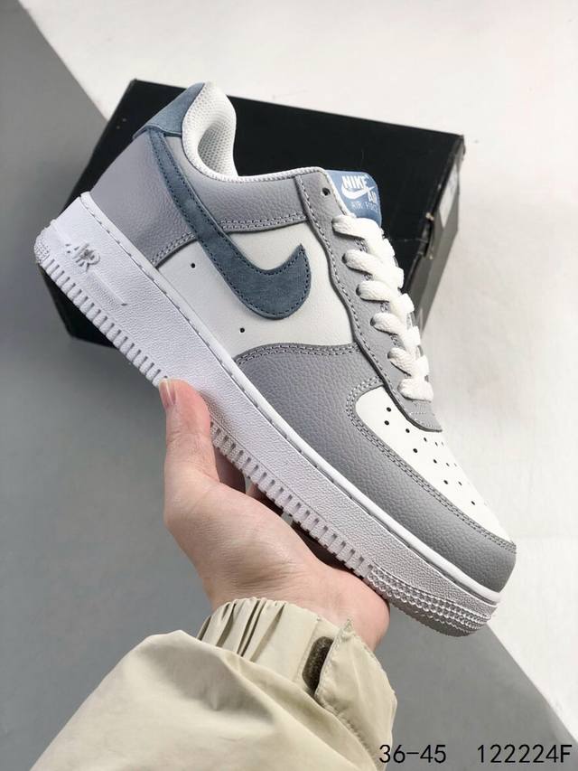 真标带半码！ 耐克Nike Air Force 1 Low 空军一号 低帮百搭休闲运动板鞋 柔软、弹性十足的缓震性能和出色的中底设计，横跨复古与现代的外型结合，