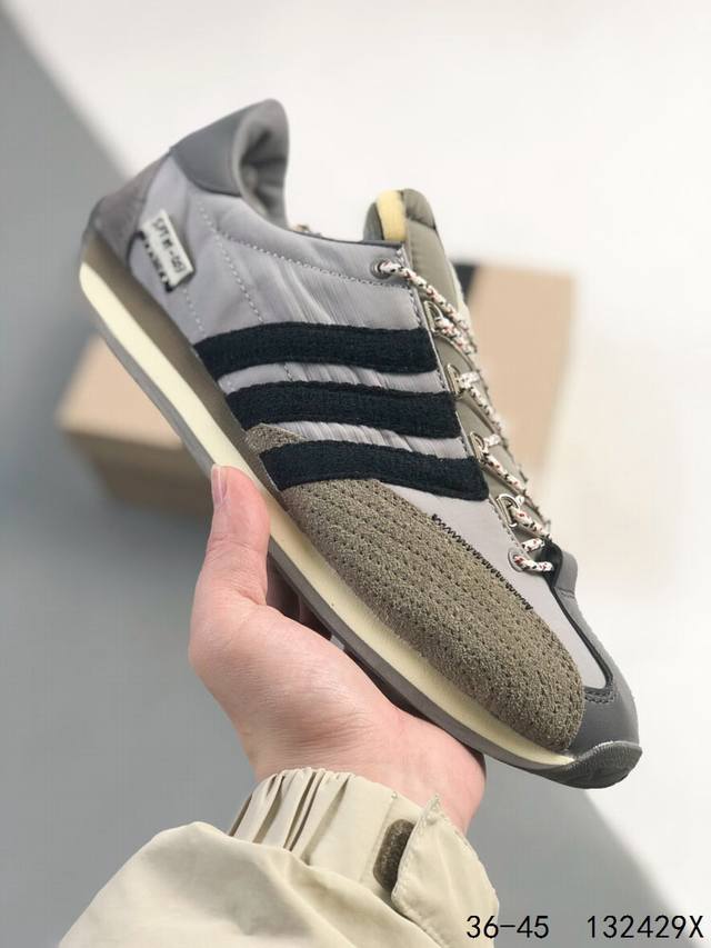 真标带半码！ 阿迪达斯 三叶草 Adidas 中性 Originals Country Og 经典复古运动鞋男女款皮革休闲鞋。源自70年代复古设计的皮革经典鞋