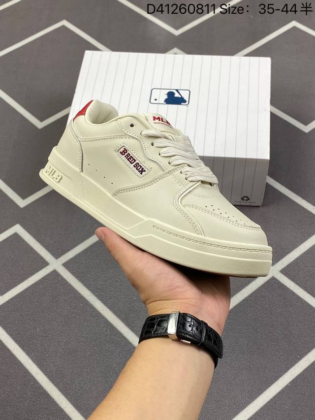 联乘美国榄球洋基队New York Yankees X Mlb Hofer V2 Low Sneakers 霍弗V2系列低帮复古百搭休闲运动板鞋 货号：3Asx