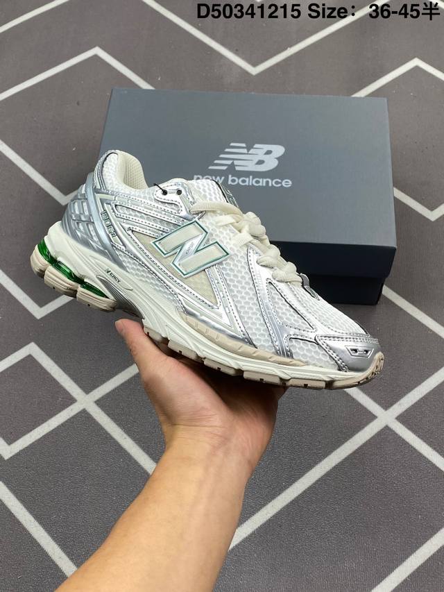 公司级New Balance M1906系列复古单品宝藏老爹鞋款 公司级版本复古元素叠加 质感超级棒 楦版型材料细节做工精细 作为Nb最经典的档案鞋型之一 与2