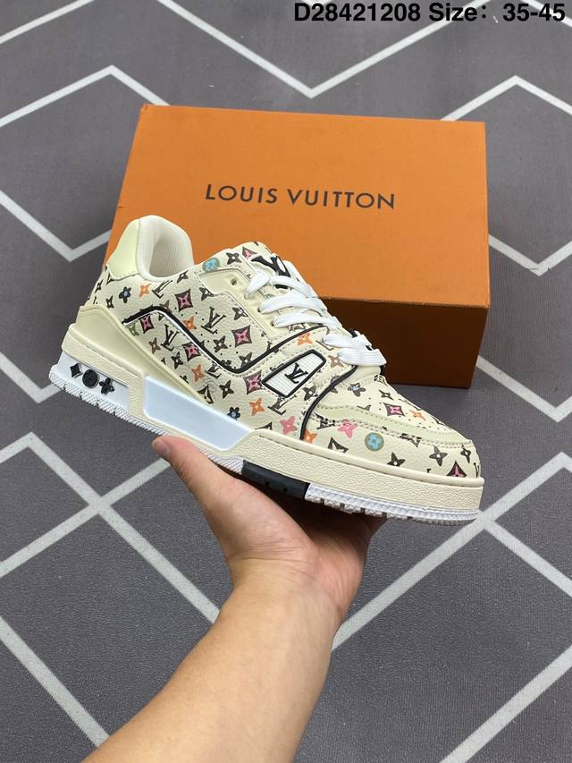 Louis Vuitton Lv路易威登驴牌经典 老爹鞋 小红书爆款 Archlight Sneaker在外形上面并非完全是复古风的老爹鞋，而是将老爹鞋的线条和