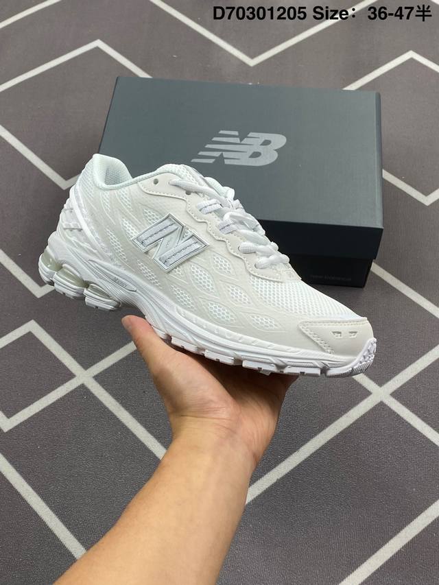 New Balance M1906系列 复古单品宝藏老爹鞋款 公司级 复古元素叠加 质感超级棒 楦版型材料细节做工精细 作为Nb最经典的档案鞋型之一 与2002