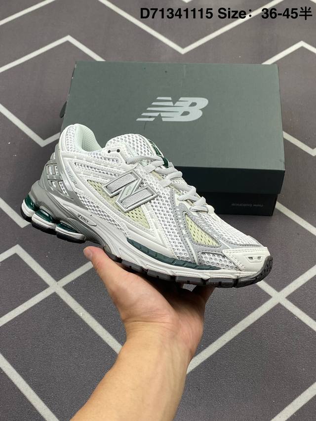 New Balance M1906系列 复古单品宝藏老爹鞋款 复古元素叠加 质感超级棒 楦版型材料细节做工精细 作为Nb最经典的档案鞋型之一 与2002一样，1