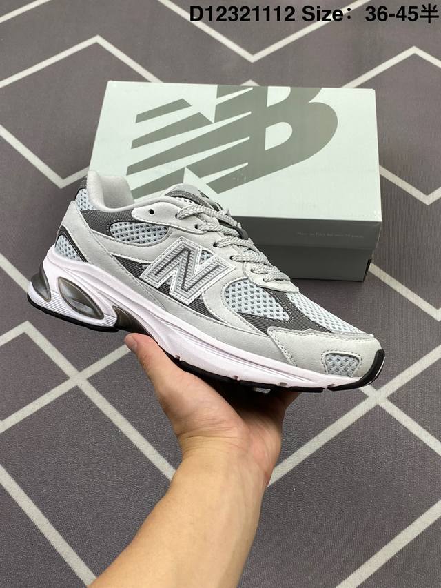 公司级 新百伦 New Balance2010秋冬英产做旧鞋款纯色绒皮鞋 厚底增高老爹鞋。此复刻经典鞋款，加入当下大热的户外元素，以曾经篮球鞋款型式样加以打造鞋