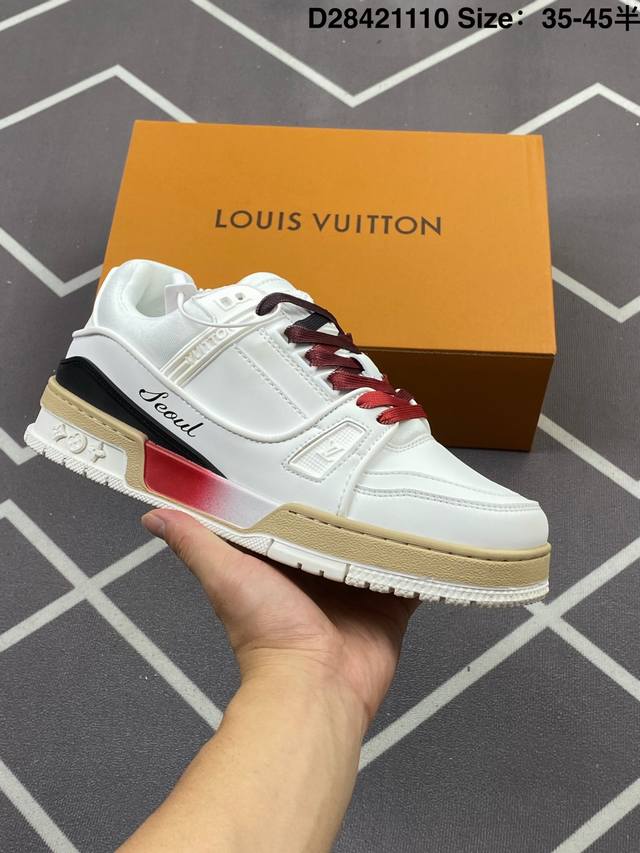 Louis Vuitton Lv路易威登驴牌经典 老爹鞋 小红书爆款 Archlight Sneaker在外形上面并非完全是复古风的老爹鞋，而是将老爹鞋的线条和