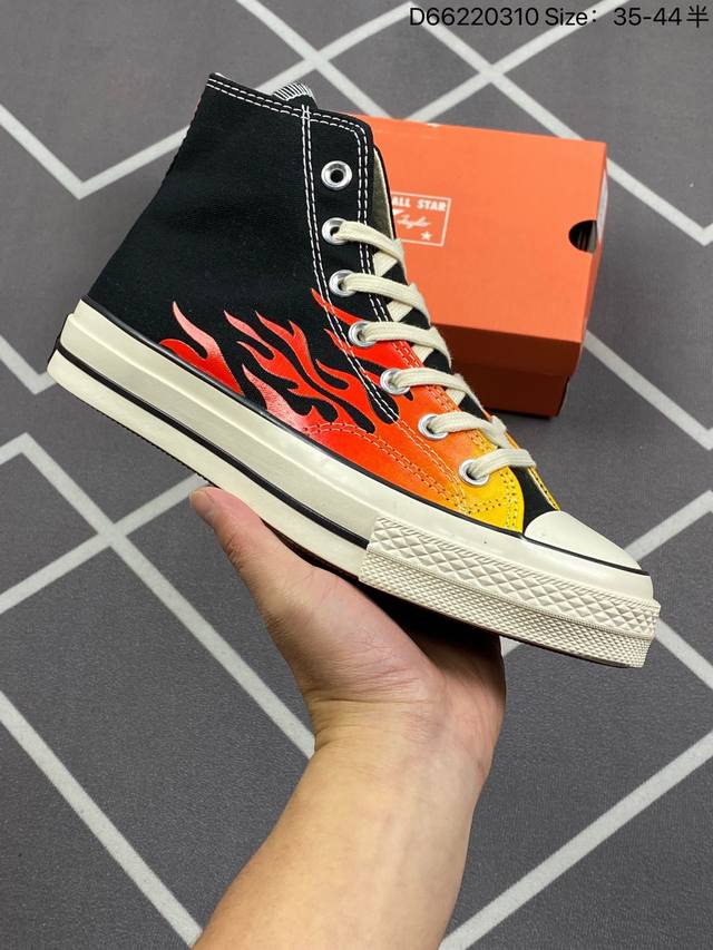 Converse 匡威经典复古火焰高帮重磅回归 Converse 匡威1970S Ctas 70 Hi经典复古火焰高帮黑红拼接帆布鞋 原厂亮油 双层布围条 硫化