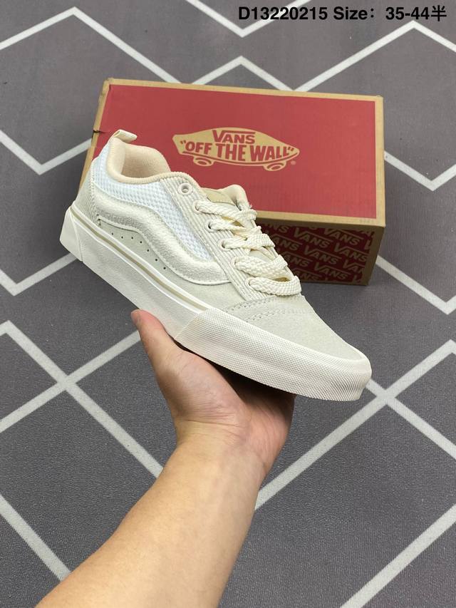 万斯Vans Kun Skool 时尚百搭 耐磨防滑 低帮休闲运动板鞋 尺码：如图 编码：D1325