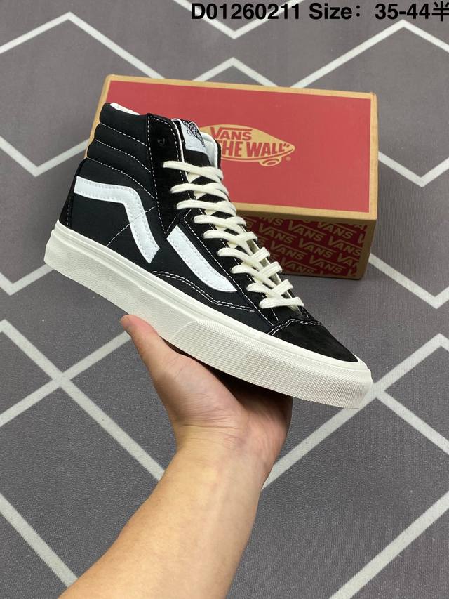 Vans 万斯 男女鞋真标硫化工艺，升级市面最为正确原装铝楦数据开发鸟嘴楦型，精准收腰起翘牛津大底，加强减震Eva鞋垫装置创意恶搞，携手创意工作室 Imran