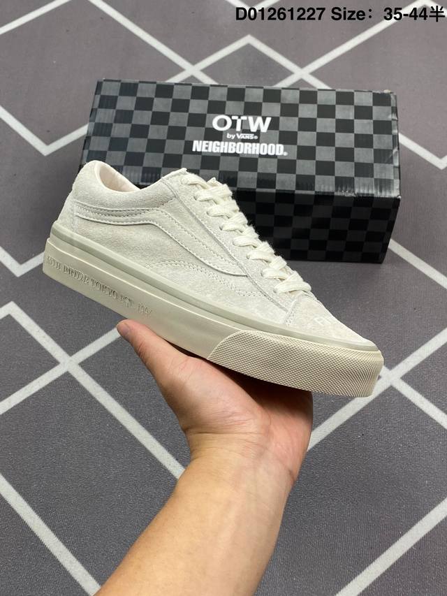 Vans 万斯 正确原装铝楦数据楦型版本官方新色，万斯Style 36 经典低帮帆布休闲运动硫化滑板板鞋 编码：D01261227 Size:35～44 - 点击图像关闭