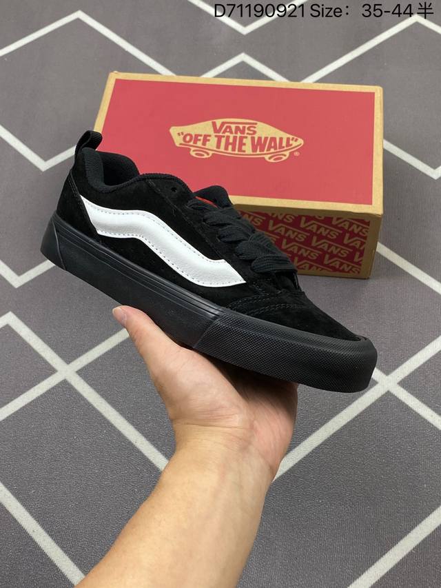 公司级万斯Vans Knu-Skool 翻毛皮 耐磨 低帮 板鞋 货号:Vn00090Cbma 尺码:35.5 36 36.5 37 38 38.5 39 40