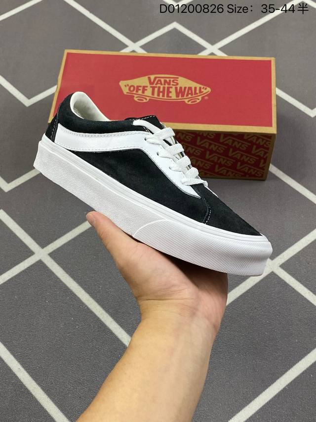 Vans万斯 Boid Ni潮流时尚 耐磨防滑 低帮休闲板鞋 。 编码：D01220826 Size：35-44半