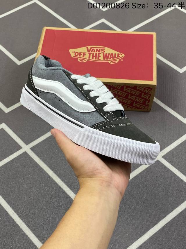 万斯Vans Classics Knu Skool 范斯官方 面包鞋 Vans超火的土豆鞋，复古经典，鞋头放大、包边上移加厚、鞋舌加厚。Vans Classic