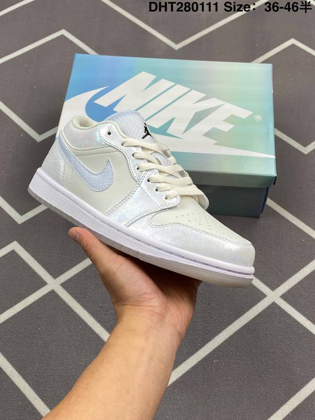 公司级Nike Air Jordan 1 Low Se Aj1乔1低帮休闲板鞋 同步官方配色 官方货号:Hf4080-001 尺码:36 36.5 37.5 3