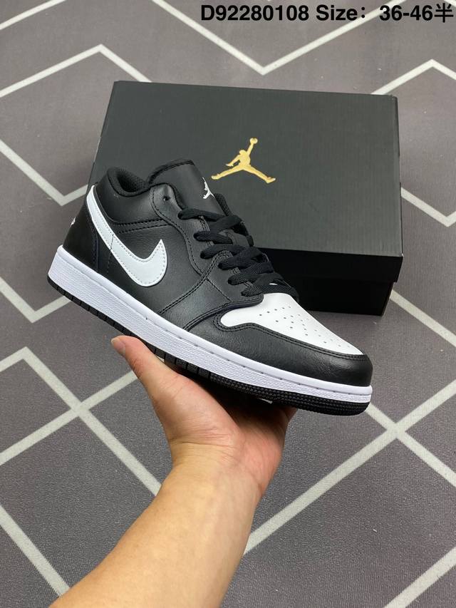 公司级Air Jordan 1 Low Aj1乔1低帮休闲板鞋 同步官方配色 市场唯一独家头层皮打造 原鞋原档案开发 原厂皮料 原档冲孔鞋头 正确满胶鞋垫 四线