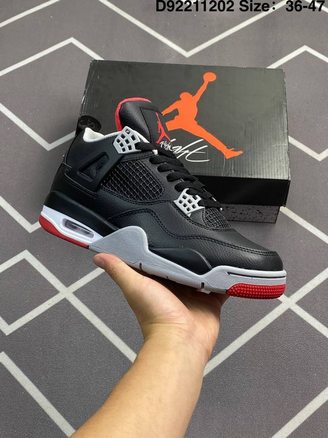 耐克Nike Air Jordan 4 Retro Thunder 雷神 Aj4 乔4 迈克尔 乔丹 Aj4代 低帮复古休闲运动文化篮球鞋。秉承轻量化的速度型篮