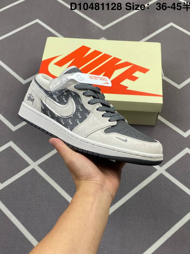 耐克 乔丹Air Jordan 1 Low Aj1 乔1 乔丹1代Aj1 低帮复古文化休闲运动篮球鞋。从1985 年面世的元年款汲取设计灵感，采用简洁大方的经典 - 点击图像关闭