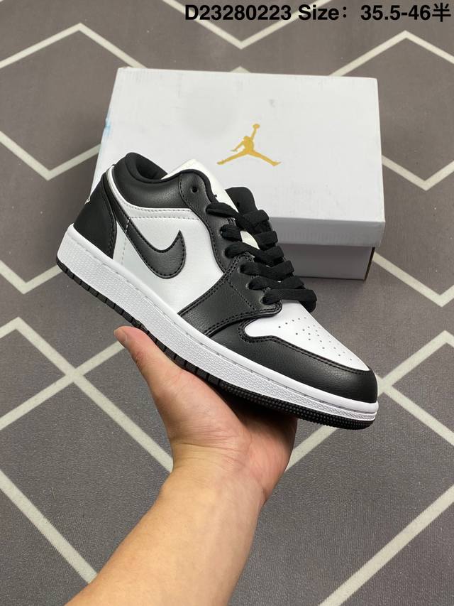 乔丹Air Jordan 1 Low Aj1 乔1 乔丹1代Aj1 低帮复古文化休闲运动篮球鞋。缝线细节搭配后跟刺绣 Wings 标志，彰显 Jordan 品牌