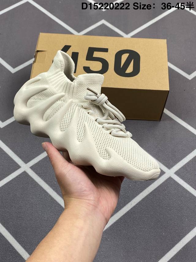 阿迪达斯 Adidas Yeezy 450 侃爷椰子 贾斯丁比伯同款 编织袜套鞋 该系列搭配夸张的锯齿中底设计 独特的上翻结构十分符合各路球鞋玩家给他的爱称 中