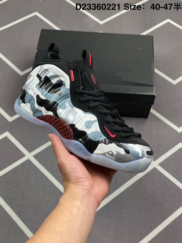 公司级 耐克Nike Air Foamposite One 时尚运动鞋潮篮球鞋，是一双内场的后卫战靴，97年1月份首期发行，使用Foamposite一次成型的喷