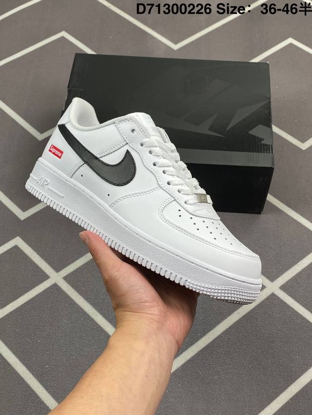 耐克Supreme X Nike Air Force 1 Low 空军一号低帮Af1联名Supreme红标板鞋，原楦头原纸板，打造纯正空军版型。专注外贸渠道，全