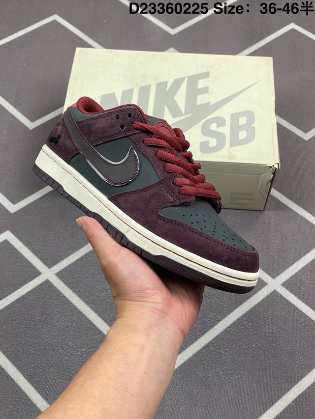 耐克 Nike Sb Dunk Low Pro 男女同款运动鞋复古板鞋，尽情迈步，彰显个性风采。采用柔软皮革鞋面，经久耐穿，塑就如元年款 Dunk 般的复古质感