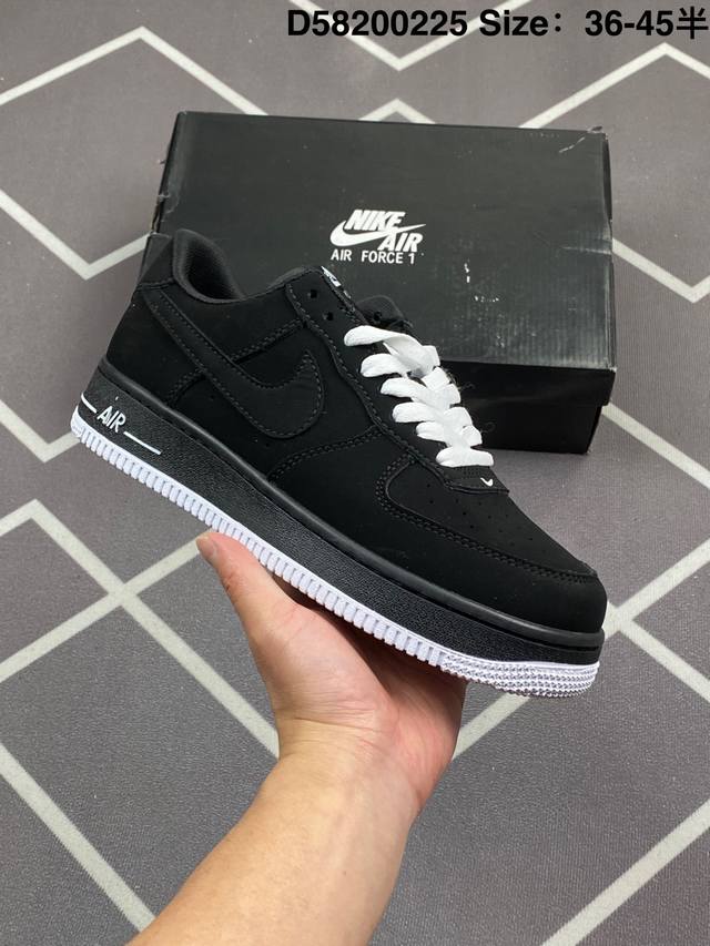 Nike Air Force 1 Mid 07 空军一号中帮百搭休闲运动板鞋。柔软、弹性十足的缓震性能和出色的中底设计，横跨复古与现代的外型结合，造就出风靡全球