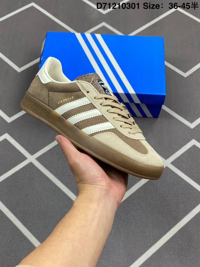 Adidas 阿迪达斯 男女鞋半码制，原楦开发版型，采用翻毛皮组合环保纤维革鞋面材质，内环保海玻璃鞋垫，外置Rb橡胶大底将复古进行到底，阿迪达斯Adidas G