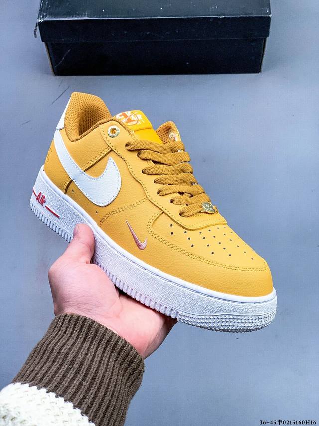 真标半码！耐克Nike Air Force 1 Low 空军一号低帮经典百搭休闲板鞋 0215160H16