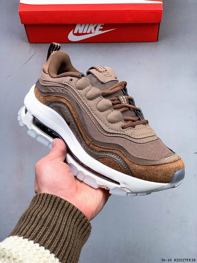 耐克Nike Air Max 97 Futura 全新运动休闲跑步鞋！Futura系列是Nike通过解构重塑，将鞋款重新演绎的一个系列，这次就以Air Max