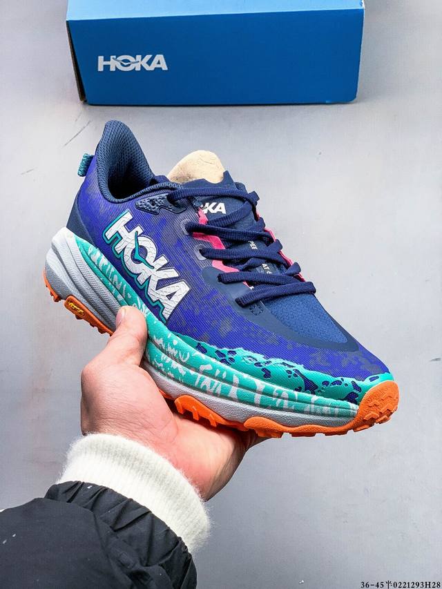 Hoka One One Speedgoat 6 户外越野跑步鞋 飞速羚羊 6 系列 新一代工程网纱鞋面 在确保鞋面稳定性的同时减少了固定胶条的使用 鞋面更轻盈