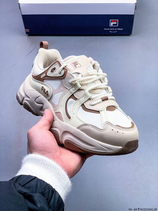 Fila Mars 3 S 斐乐火星3.0复古低帮生活休闲鞋减震防滑网面老爹鞋 复古风重现 原鞋开版定制 正品同步鞋材 皮革拼接麂皮 搭配透气网布 主打复古潮流