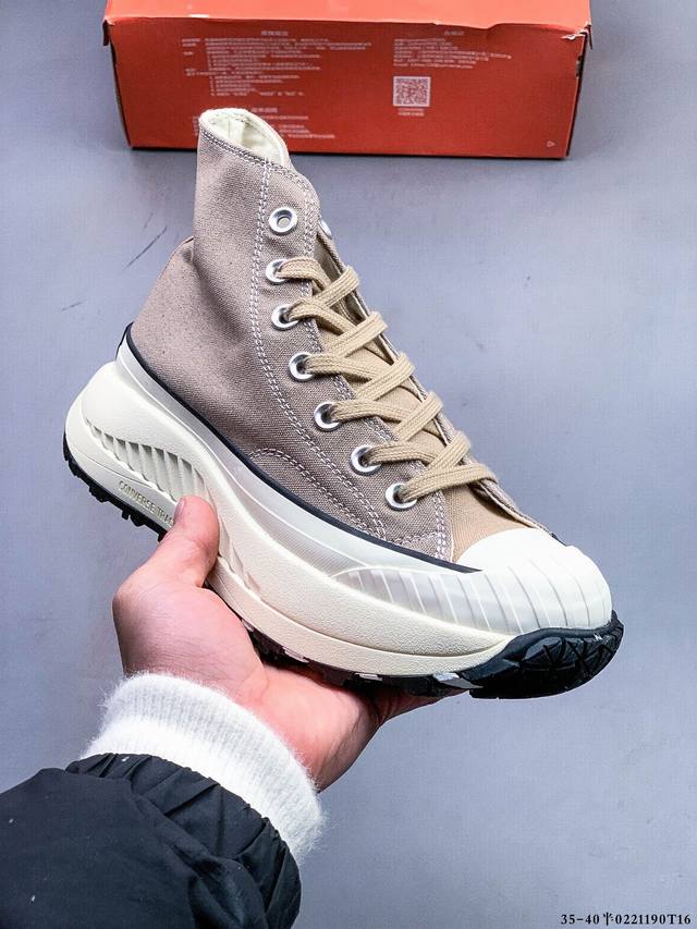 公司级！匡威Converse Chuck 70 At-Cx新款出货！依旧沿用厚底设计，并加入了更多的设计细节，提高穿搭属性！ 鞋款以Cx发泡技术和 Run St - 点击图像关闭