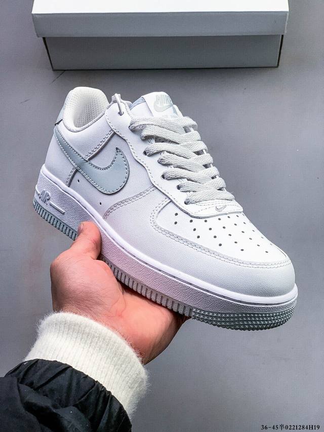 真标半码！耐克Nike Air Force 1 Low 空军一号低帮经典百搭休闲板鞋 0221284H19