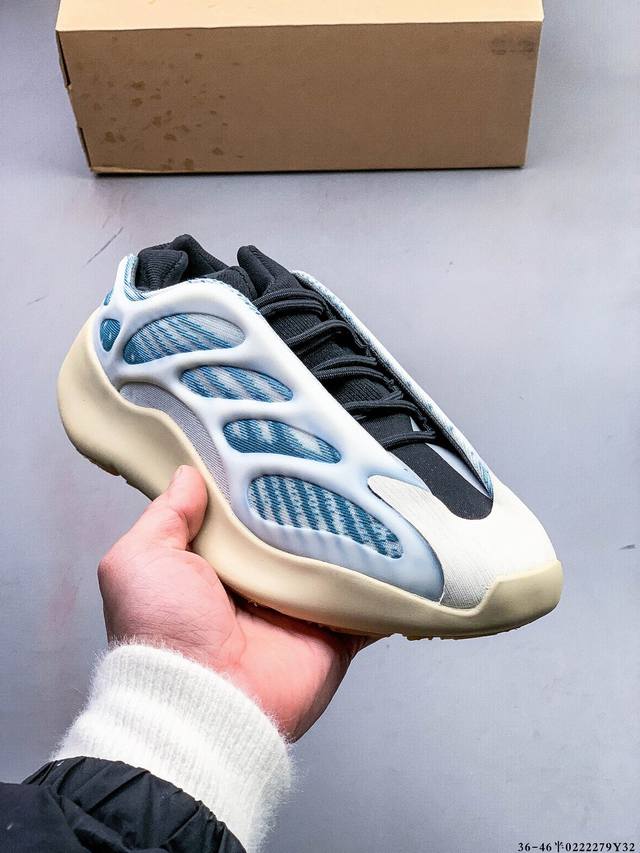 公司级真爆！阿迪达斯Adidas Yeezy Boost 700 V3 复古运动休闲鞋 0222279Y32