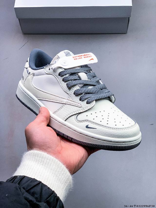 公司级头层！耐克Nike Air Jordan 1 Low Aj1乔1 倒勾低帮潮流缓运动休闲板鞋。Aj1 低帮拼接 完美版型真头层牛皮# 内置缓震气垫 原鞋开 - 点击图像关闭