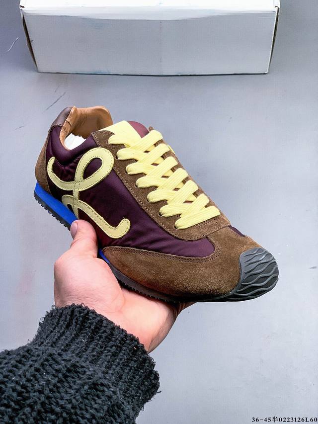 公司级！Loewe罗意威 Ballet Runner 2.0小牛皮 圆头系带 低帮 生活休闲鞋 罗意威全新版大头运动鞋Ballet Runner2.0，以其独特